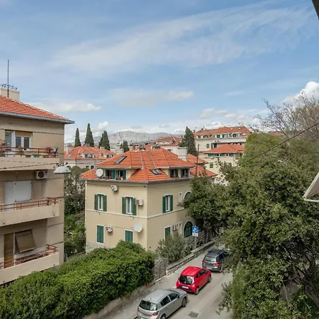 Apartment Classy W Terrace In The Heart Of Split