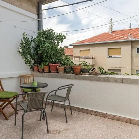 Apartment Classy W Terrace In The Heart Of *